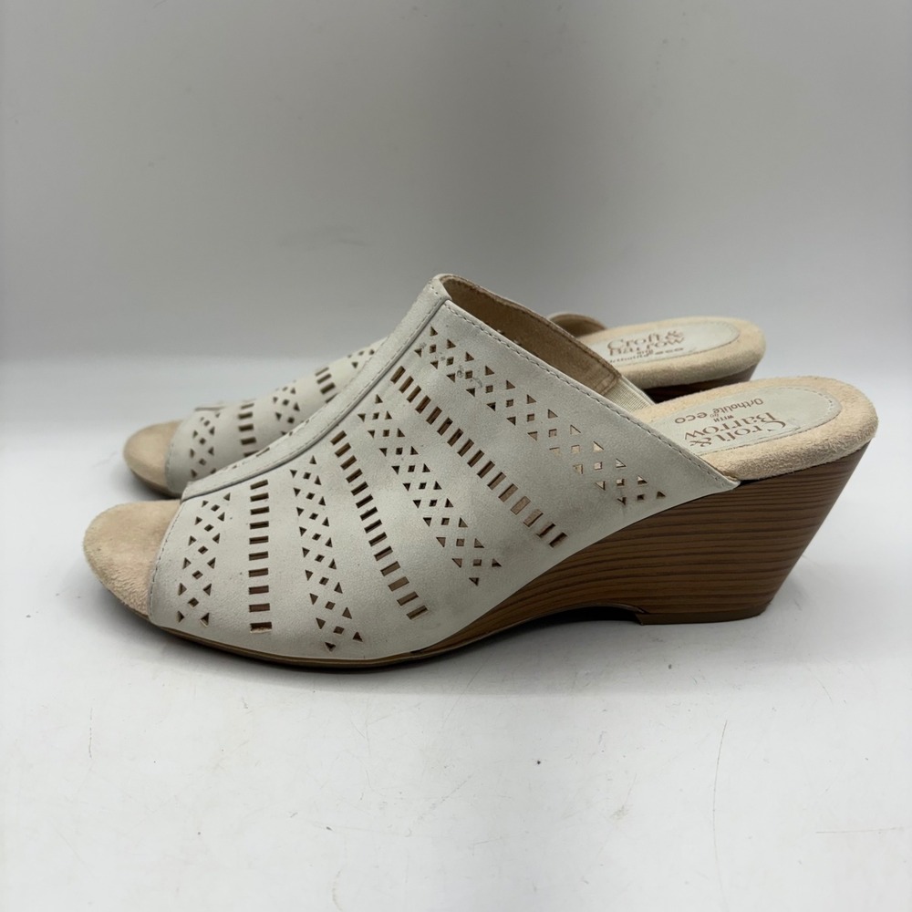 Croft & Barrow Womens Laser Cut Wedge Sandals Cream Ortholite Slide Mules 7.5 - Picture 2 of 8